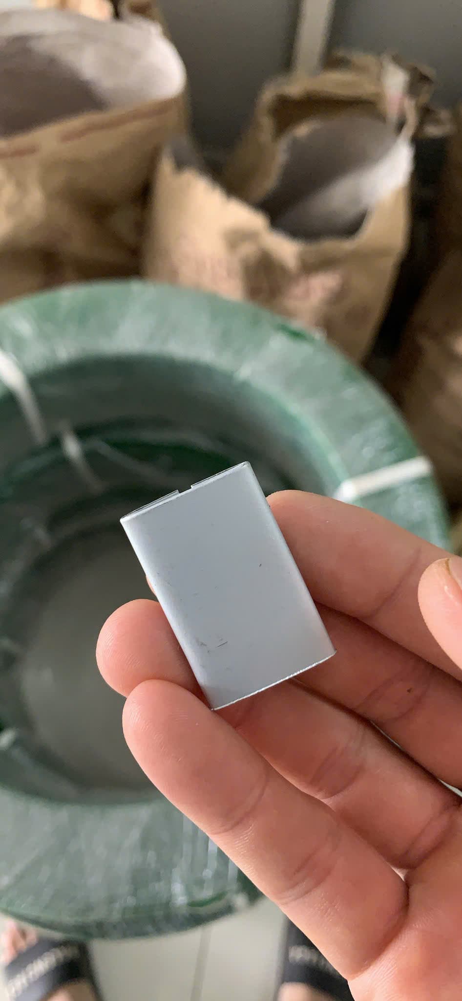 Khóa đai thép bọ kín 19mm mặt trước